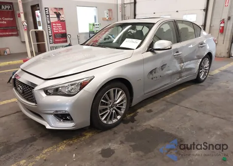 2019 Infiniti Q50 3.0T Luxe z USA, uszkodzony, nr VIN JN1EV7AP7KM512770